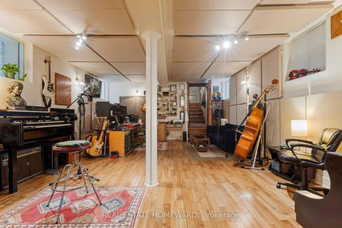 Photo 31 at 174 Heward Avenue, South Riverdale, Toronto