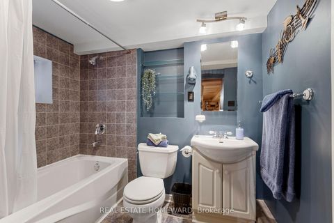 Photo 33 at 174 Heward Avenue, South Riverdale, Toronto