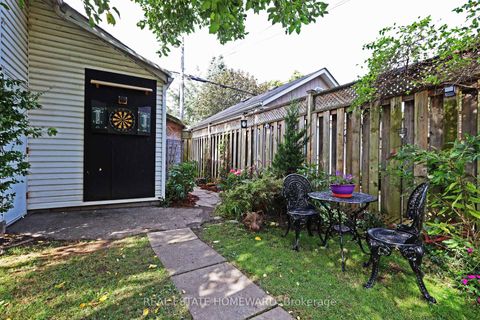 Photo 36 at 174 Heward Avenue, South Riverdale, Toronto