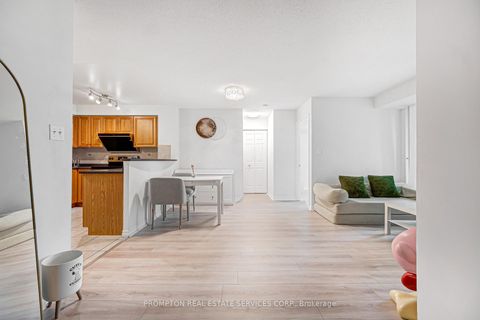 Photo 11 at 807 - 7 Lorraine Drive, Willowdale West, Toronto