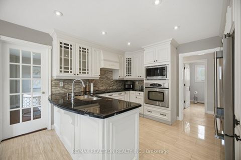 Photo 7 at 80 East Humber Drive, King City, King