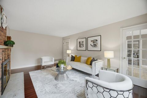 Photo 11 at 80 East Humber Drive, King City, King