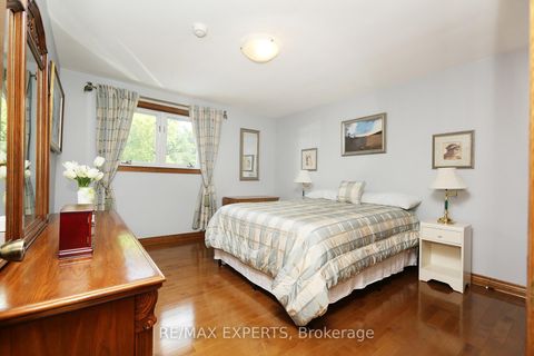 Photo 18 at 57 Francis Street, East Woodbridge, Vaughan