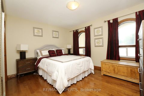 Photo 19 at 57 Francis Street, East Woodbridge, Vaughan