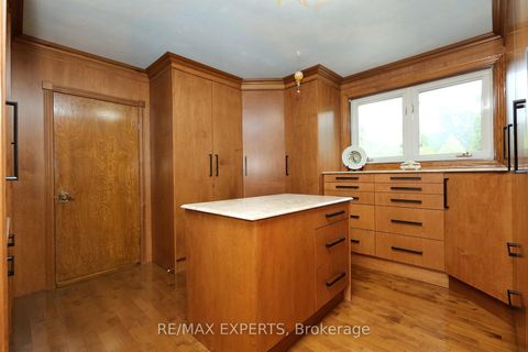 Photo 22 at 57 Francis Street, East Woodbridge, Vaughan
