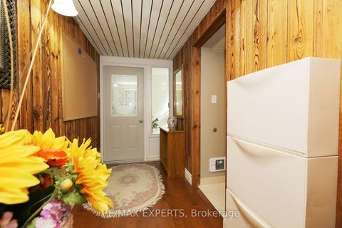 Photo 36 at 57 Francis Street, East Woodbridge, Vaughan