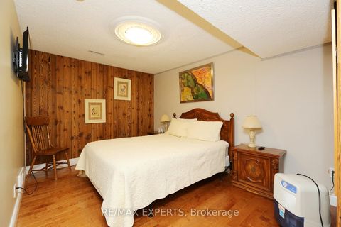 Photo 37 at 57 Francis Street, East Woodbridge, Vaughan