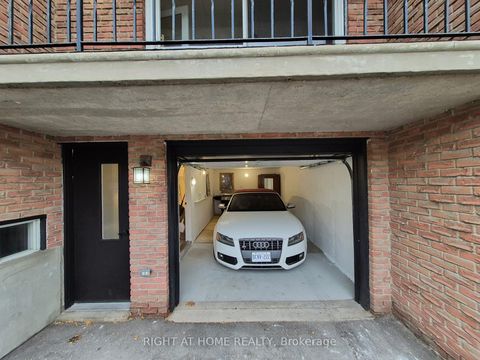Photo 18 at 9 Ivan Nelson Drive, Branson, Toronto