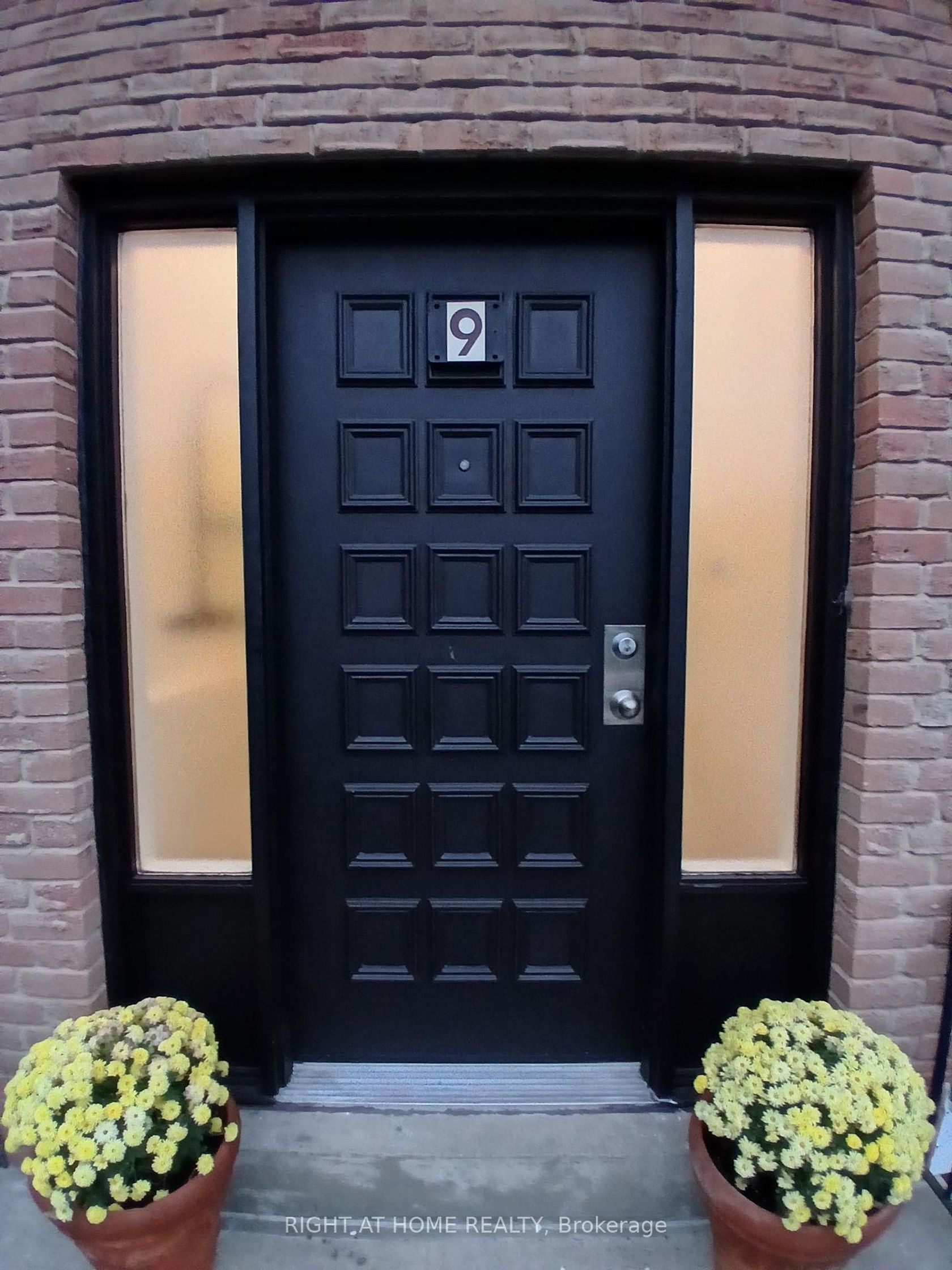 9 Ivan Nelson Drive, Branson, Toronto 