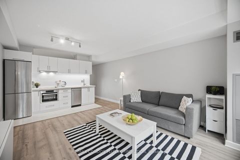 Photo 4 at 509 - 36 Blue Jays Way, Waterfront Communities C1, Toronto