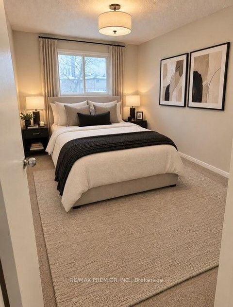 Photo 16 at 34 Argyle Road, Sunnidale, Barrie