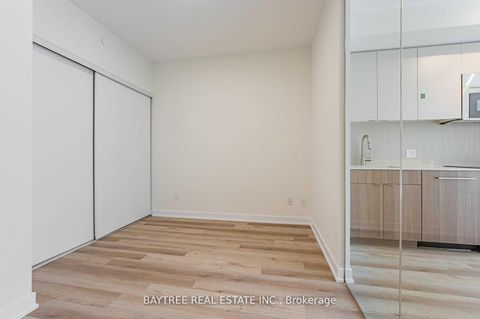 Photo 13 at 414 - 840 St Clair Avenue W, Oakwood Village, Toronto