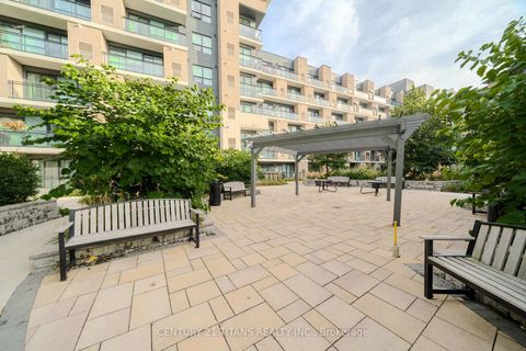 Photo 3 at 424 - 1 Falaise Road, West Hill, Toronto