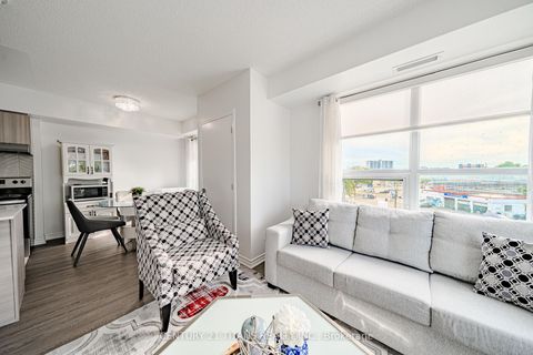 Photo 18 at 424 - 1 Falaise Road, West Hill, Toronto