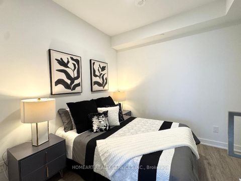 Photo 10 at 3615 - 1926 Lake Shore Boulevard W, Swansea, Toronto