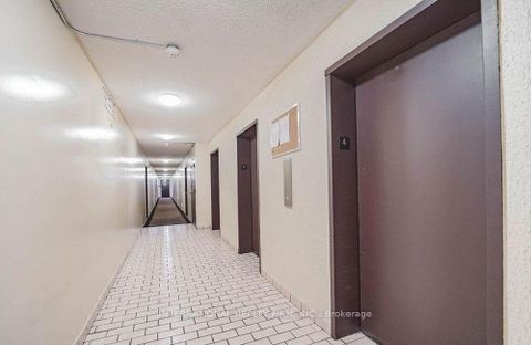 Photo 18 at 1111 - 50 Lotherton Pathway, Glen Park, Toronto