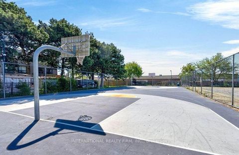 Photo 19 at 1111 - 50 Lotherton Pathway, Glen Park, Toronto
