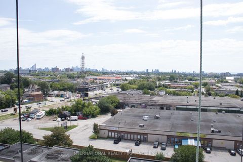 Photo 21 at 1111 - 50 Lotherton Pathway, Glen Park, Toronto