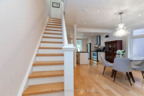 Photo 15 at 48 Bloomfield Avenue, South Riverdale, Toronto