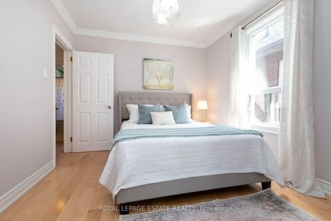 Photo 21 at 48 Bloomfield Avenue, South Riverdale, Toronto