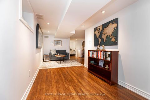 Photo 27 at 48 Bloomfield Avenue, South Riverdale, Toronto