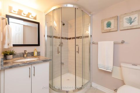 Photo 30 at 48 Bloomfield Avenue, South Riverdale, Toronto