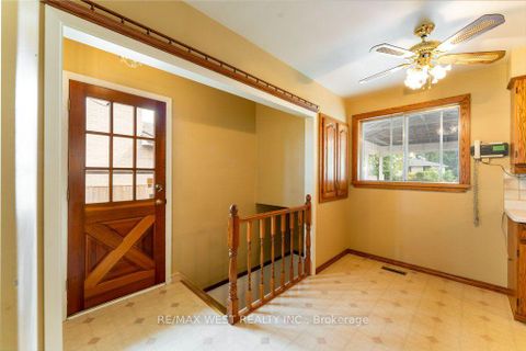 Photo 7 at 38 Albacore Crescent, Woburn, Toronto