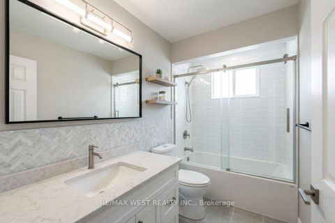 Photo 14 at 38 Albacore Crescent, Woburn, Toronto