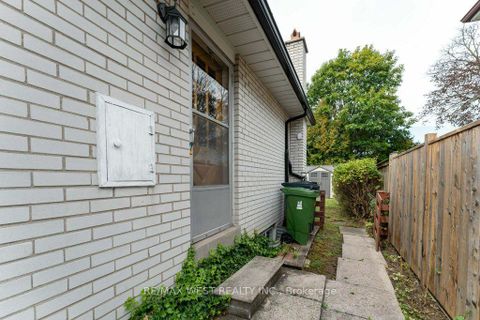 Photo 22 at 38 Albacore Crescent, Woburn, Toronto