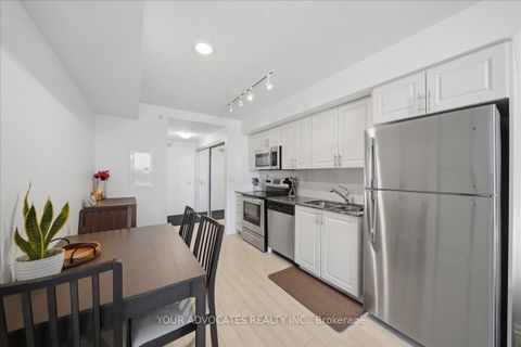 Photo 4 at 406 - 3091 DUFFERIN Street, Glen Park, Toronto