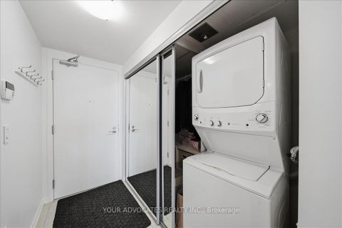 Photo 6 at 406 - 3091 DUFFERIN Street, Glen Park, Toronto