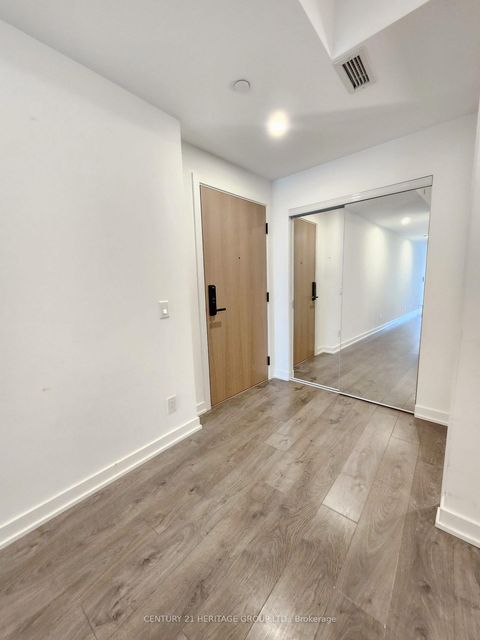 Photo 6 at 619 - 5 Defries Street, Regent Park, Toronto