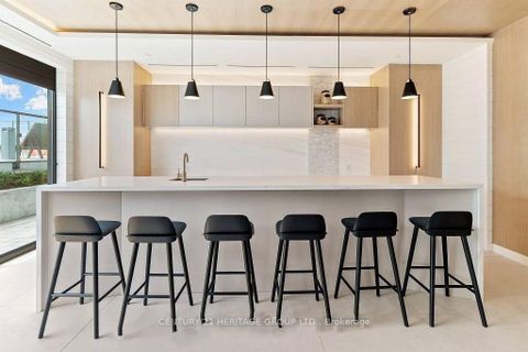 Photo 13 at 619 - 5 Defries Street, Regent Park, Toronto