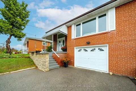 Photo 2 at 37 Gambello Crescent, York University Heights, Toronto