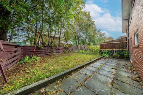 Photo 38 at 37 Gambello Crescent, York University Heights, Toronto