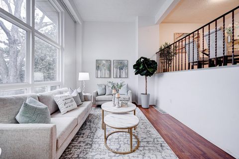 Photo 4 at 8 Rusty Crest Way, Don Valley Village, Toronto