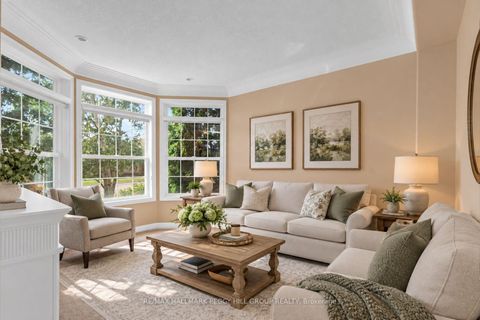Photo 4 at 5 Sandringham Drive, Shore, Barrie