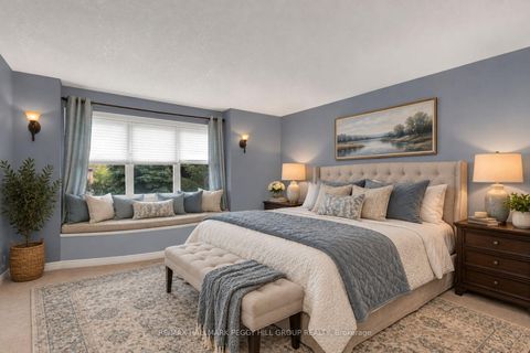 Photo 7 at 5 Sandringham Drive, Shore, Barrie