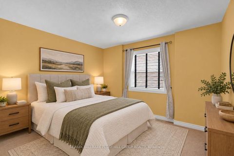 Photo 9 at 5 Sandringham Drive, Shore, Barrie