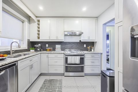 Photo 4 at 4 Moorecroft Crescent, Ionview, Toronto