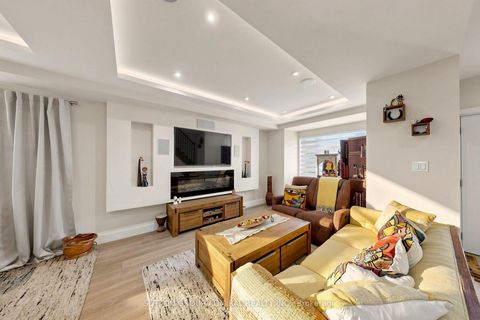 Photo 4 at 676 Vaughan Road, Oakwood Village, Toronto
