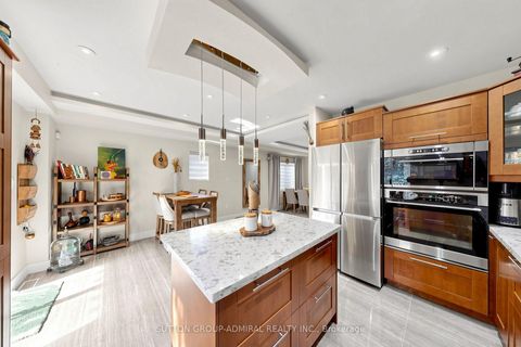 Photo 12 at 676 Vaughan Road, Oakwood Village, Toronto