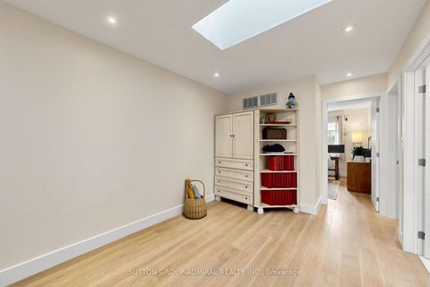 Photo 18 at 676 Vaughan Road, Oakwood Village, Toronto
