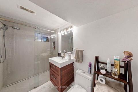 Photo 36 at 676 Vaughan Road, Oakwood Village, Toronto