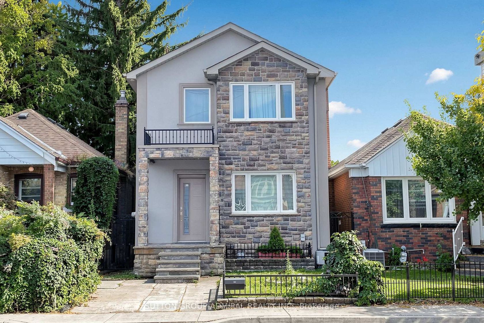 676 Vaughan Road, Oakwood Village, Toronto 