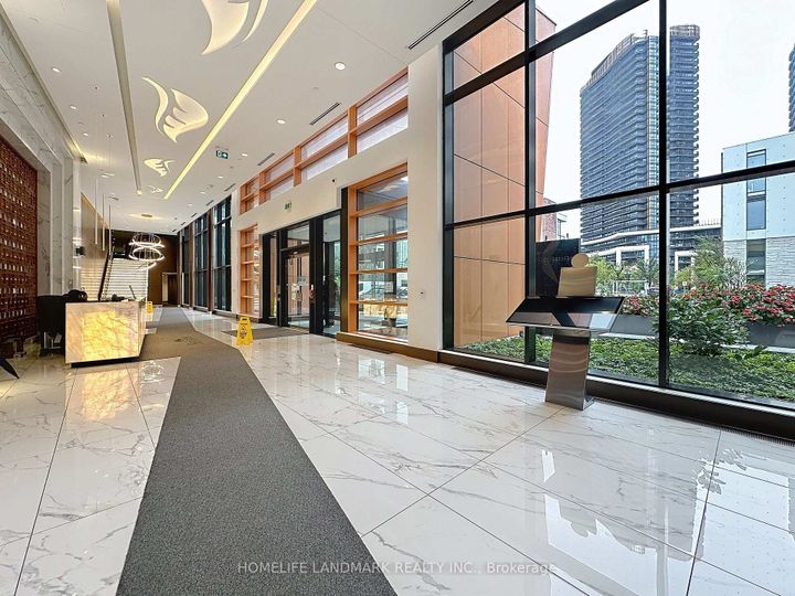 Photo 3 at 801 - 95 Mcmahon Drive, Bayview Village, Toronto