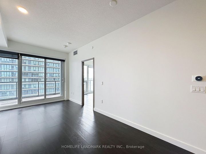 Photo 18 at 801 - 95 Mcmahon Drive, Bayview Village, Toronto