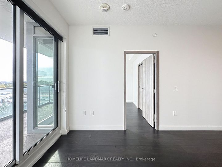 Photo 26 at 801 - 95 Mcmahon Drive, Bayview Village, Toronto
