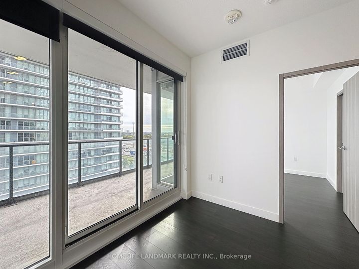 Photo 29 at 801 - 95 Mcmahon Drive, Bayview Village, Toronto