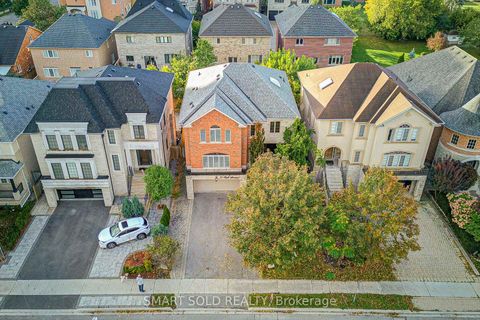 Photo 4 at 25 Oak Avenue, South Richvale, Richmond Hill